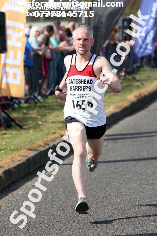 North Tyneside 10k Road Race, Whitley Bay. Photo:  David T. Hewitson/Sports for All Pics